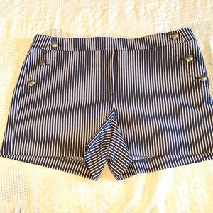 Loft Riviera shorts size 14. New with tags